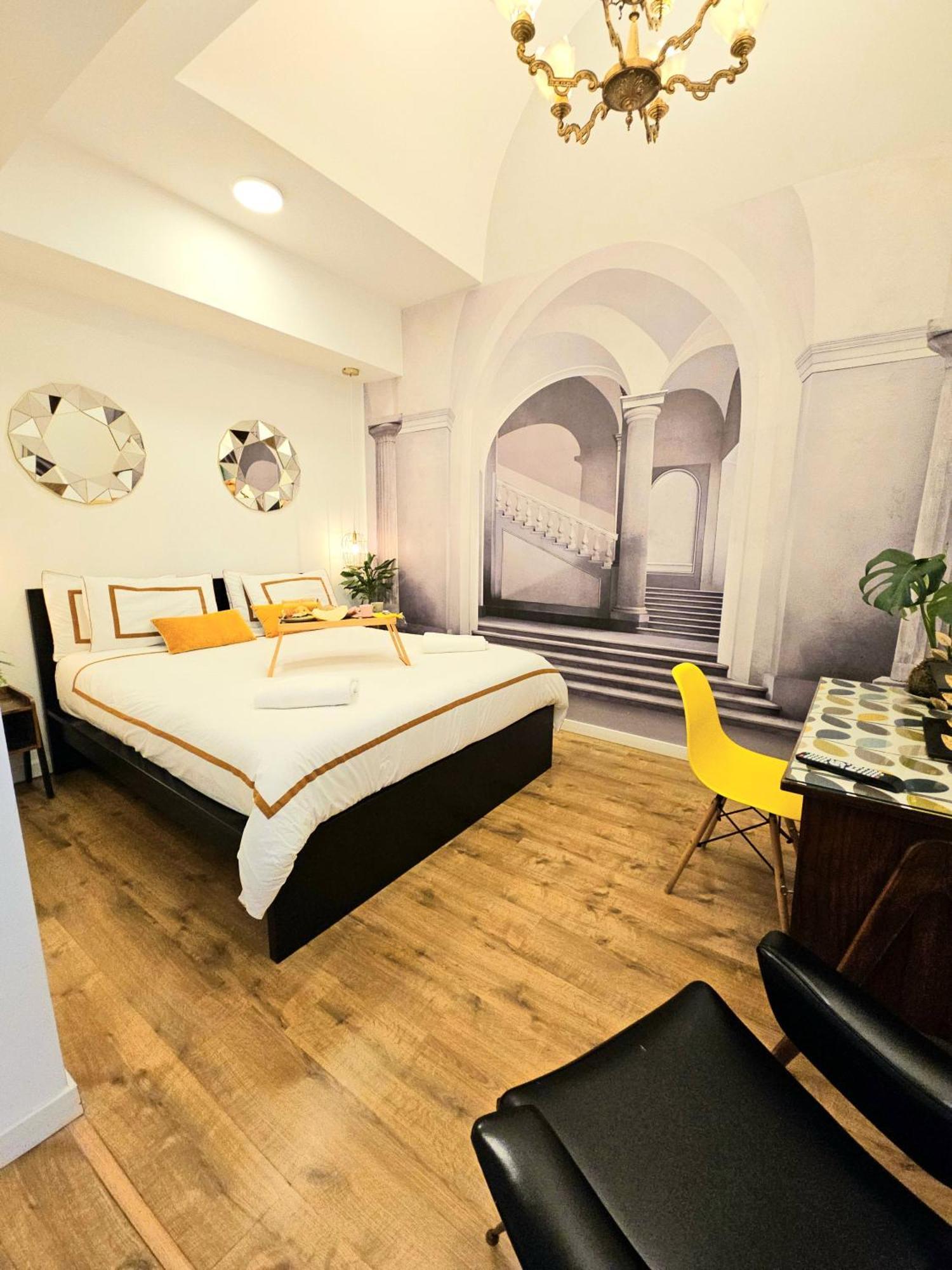 Hotel Daily Napoli - Lungomare Exterior foto